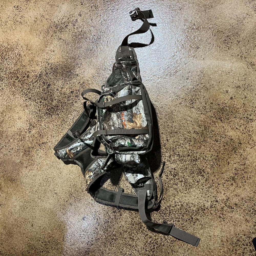 Alps OutdoorZ Bear Fanny Pack - Picture 2 of 3